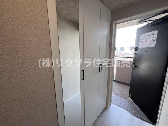 ステイツ枚方・長尾ヒルズの収納|玄関収納　シューズボックス
■物件内覧・資金計画相談・住宅ローン相談、リフォーム相談、お問合せ受付中■
※当日・翌日のご内覧、ご相談はお電話でのお問合せがスムーズです！