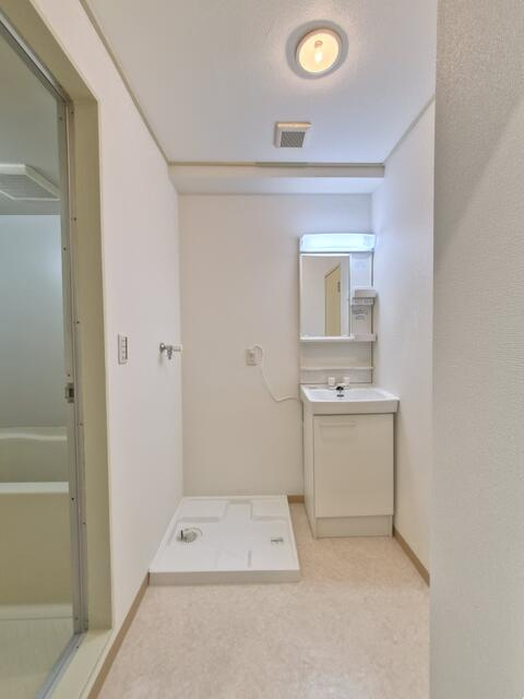 アワノビルの洗面所