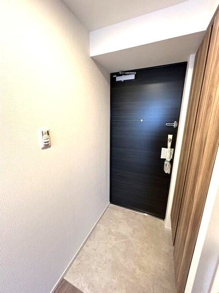 Ｓ－ＲＥＳＩＤＥＮＣＥ桜本町ａｗｅｓｏｍｅの玄関