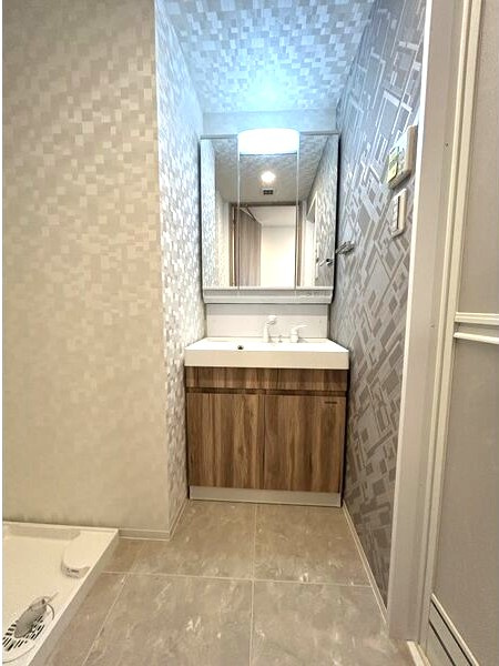 Ｓ－ＲＥＳＩＤＥＮＣＥ桜本町ａｗｅｓｏｍｅの洗面所