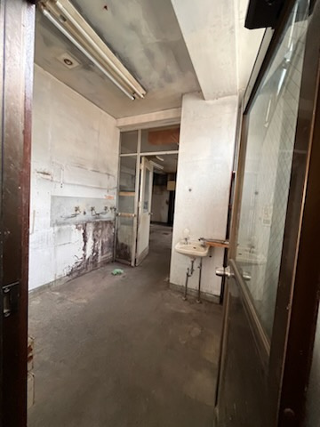 金子ビルのロビー