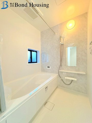 「西明石駅まで平坦」「SICあり」西明石町 全2棟B号棟の浴室