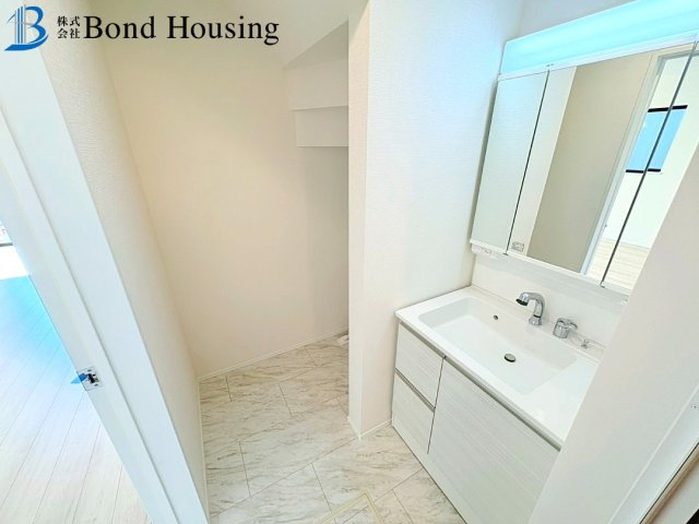 「西明石駅まで平坦」「SICあり」西明石町 全2棟B号棟の独立洗面台