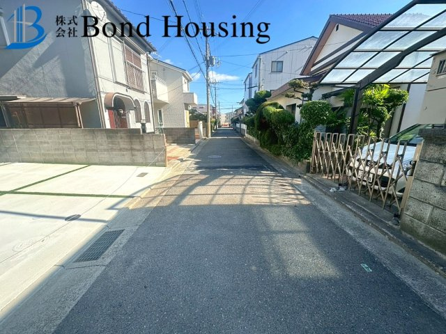 「西明石駅まで平坦」「SICあり」西明石町 全2棟B号棟の前面道路含む現地写真