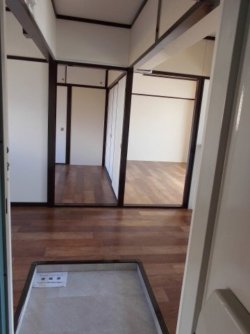 ナナミール西明石クラシコの玄関