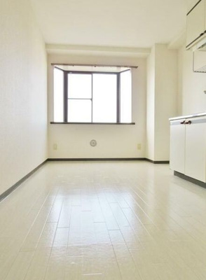 【居間・リビング】 | グランデール緑園 | 別室参考画像