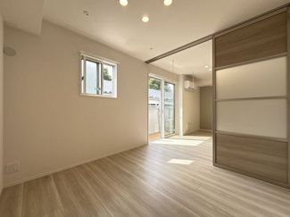 【内装】 | Sunny Side