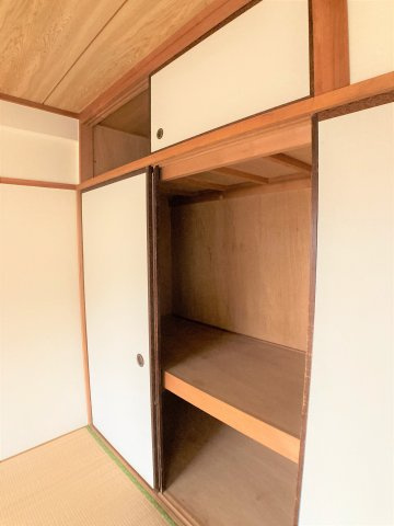 ハイツ瑠紫庵の収納