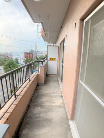 ハイツ瑠紫庵のバルコニー