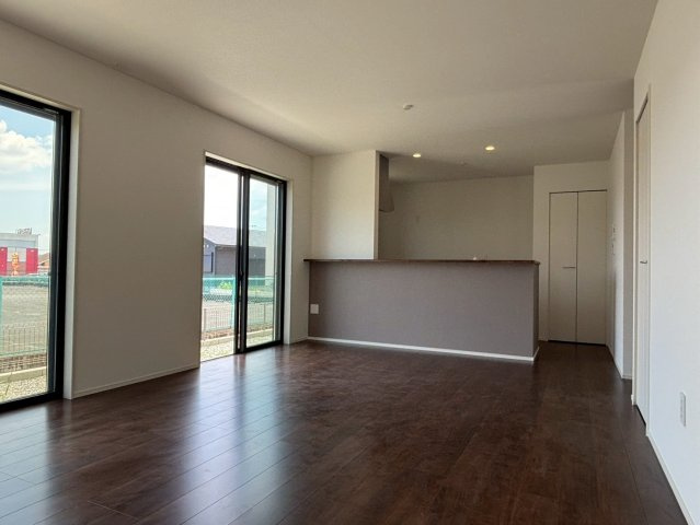 仲介手数料不要　よかタウンBloom大津町大字室11期【室小・大津北中】の居間・リビング