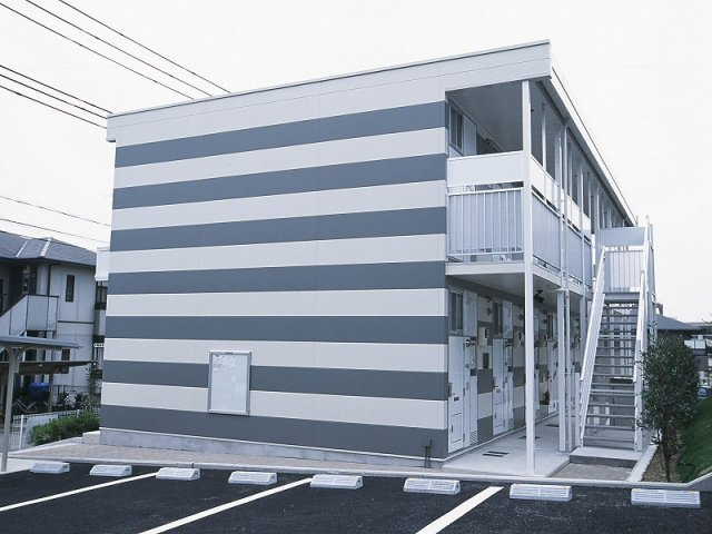 西宮市山口町上山口２丁目のアパートの外観