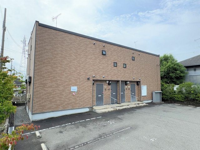 西宮市山口町上山口３丁目のアパートの外観