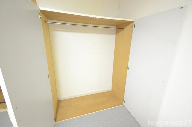 西宮市山口町上山口２丁目の賃貸マンションの内装