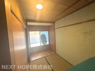 【和室】 | 尼崎市南武庫之荘７丁目中古テラスハウス | ２階和室です♪お好きなリフォームを楽しんでみませんか？ぜひ現地をご覧ください！！お気軽にネクストホープ不動産までお問い合わせを！！