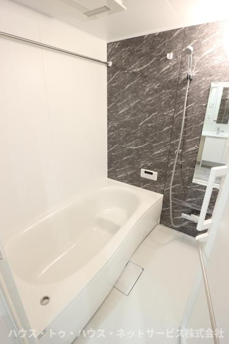 スリーレイヤー柏の葉(Three　Lyaer柏の葉)のエントランス