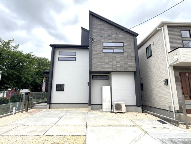 【ブルーミングガーデン 4号棟】福岡市早良区重留７丁目　新築戸建の外観