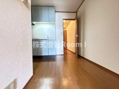 【居間・リビング】 | メゾン・プルミエール・旭化成ヘーベルメゾンHEBEL HAUS | こちらの居間で趣味の時間をお楽しみください