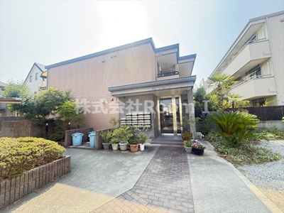 【外観】 | メゾン・プルミエール・旭化成ヘーベルメゾンHEBEL HAUS | 外観もきれいです