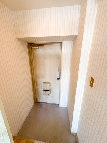 パンジービオラ春日出の玄関