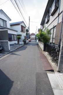 【前面道路含む現地写真】