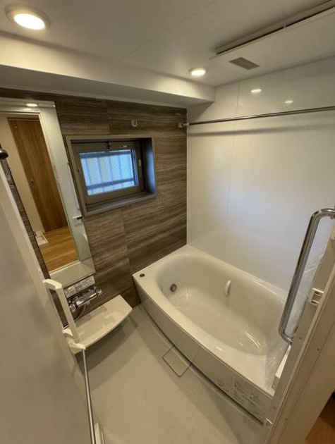 ヴェルヴィ香椎六番館 の浴室