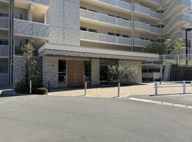 ヴェルヴィ香椎六番館 の外観