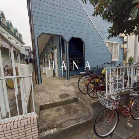 メゾン福栄第二のエントランス