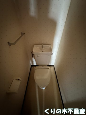 【トイレ】 | メゾンゆうゆう | ゆったりとした空間のトイレです