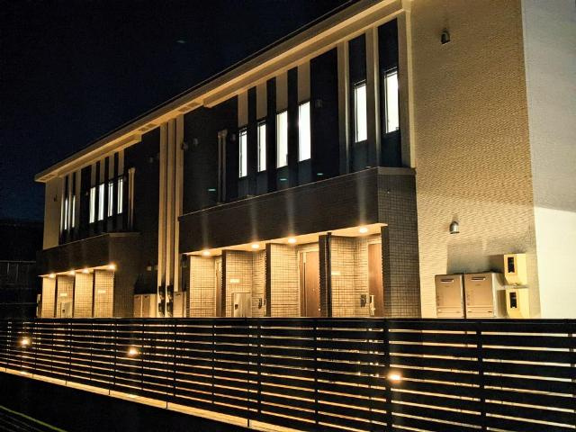 モカの外観|外観写真（夜）