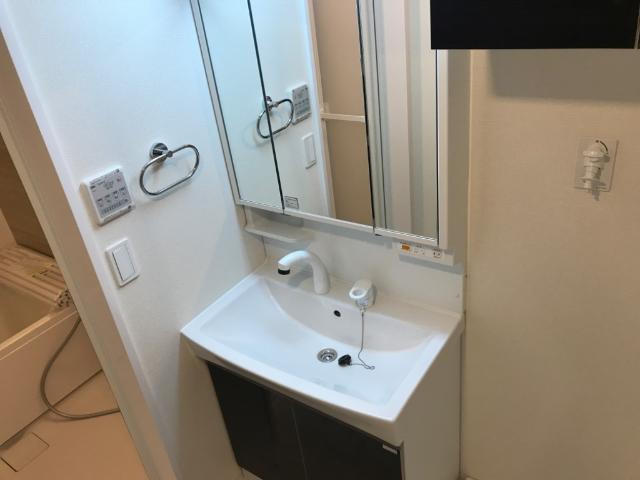 モカの洗面所|洗髪洗面化粧台