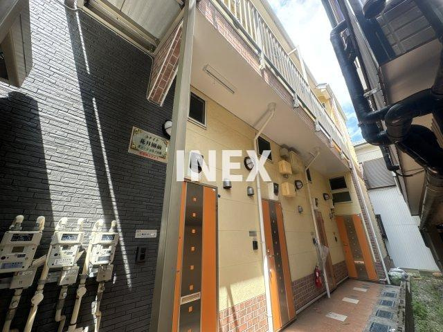 横浜市鶴見区生麦５丁目のアパートの外観