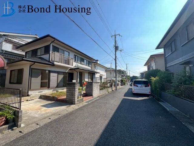 「5LDK」「リフォ済」天が岡 築36年の前面道路含む現地写真