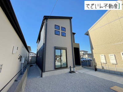 【外観】 | GRAFARE羽生市中岩瀬　新築住宅 | ≪1号棟≫
現地(2025年12月撮影)