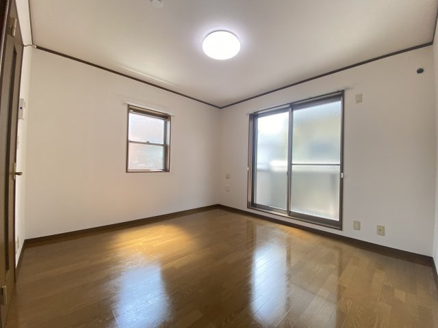 アムール千代田の居間・リビング|※別部屋参考写真