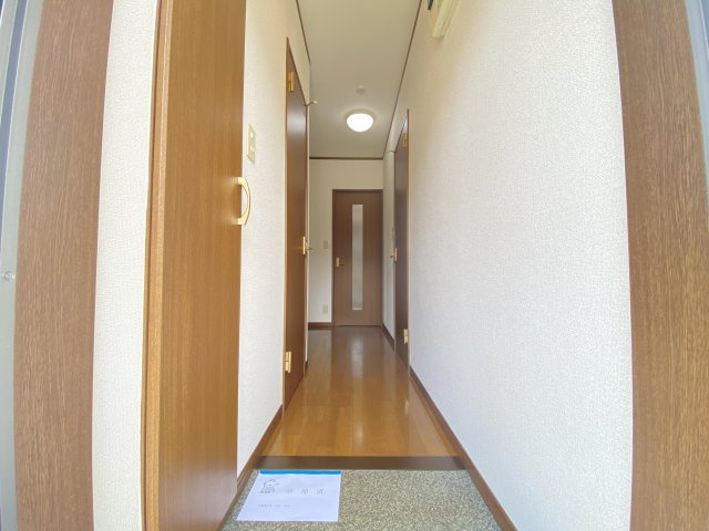 アムール千代田の玄関|※別部屋参考写真