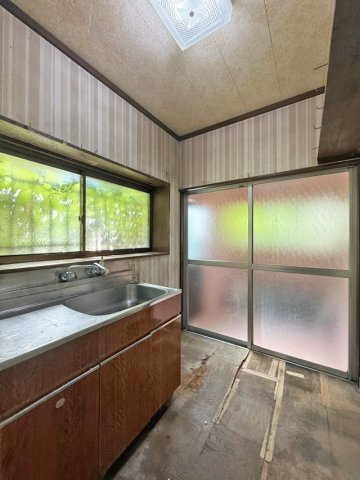 塩竃市梅の宮　低価格の古家付き土地♪の周辺
