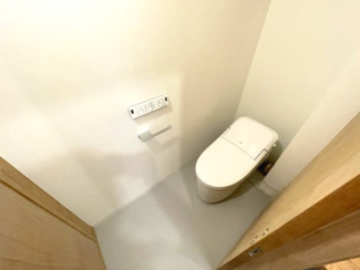 【トイレ】 | ハコニスアパートメントB