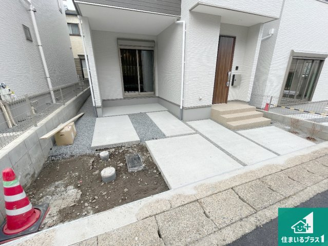 京都市山科区川田西浦町　第1期　新築一戸建ての駐車場|駐車スペース！散水栓があるので、こまめに愛車を洗えます！