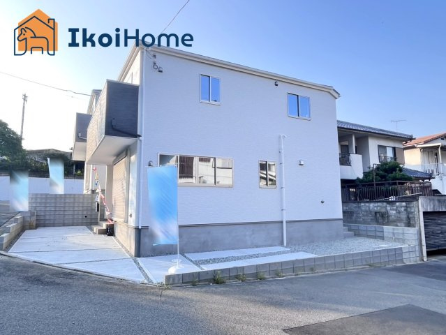 明石市大久保町山手台2丁目15期2号地　新築戸建のエントランス|【ホームページに現地動画掲載中】●年中無休：当日予約可●毎月５組限定！人気オプション３点１万円で取付