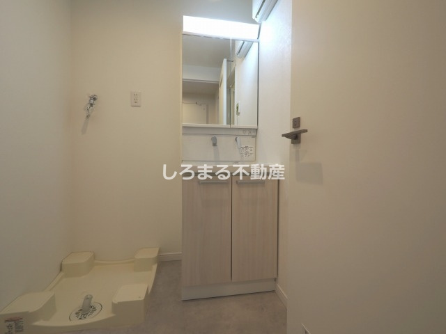 エスグランデ中崎町の独立洗面台