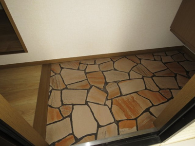 【玄関】 | プルミエール・イワタ