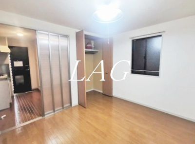 【居間・リビング】 | シャーメゾン平和台 | 洋室のお部屋です。