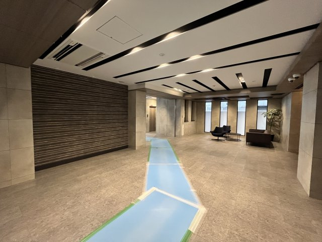 リビオメゾン新大阪のロビー