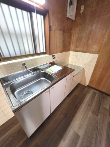 東豊中町戸建のキッチン|新品キッチンです