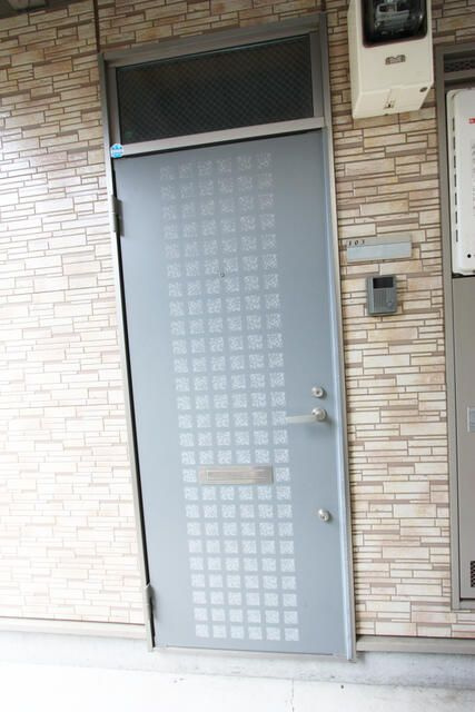 マイルドハイツの玄関