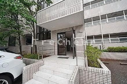 サニーハイツのエントランス