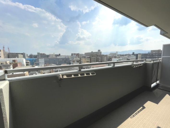 プリオーレ京都西院のバルコニー|南向き、2面バルコニーです♪