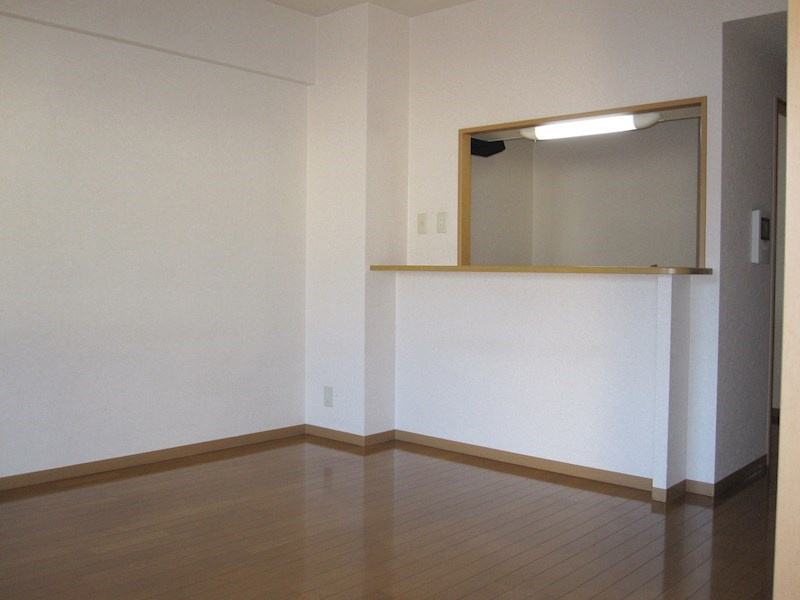 シャルマン和泉の居間・リビング