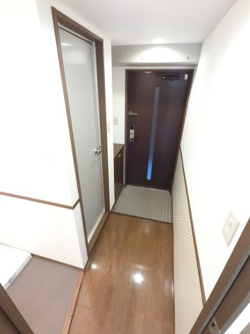 ルーラル八番館の玄関