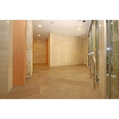 パークキューブ本郷のエントランス|エントランス